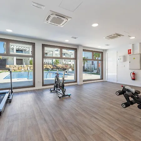 Casa Azalia Exclusive 2 Bedroom With Pool And Gym In Estepona